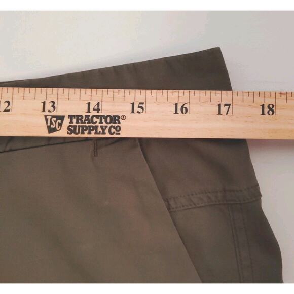 Lululemon Shorts Mens Green Mid Rise Slim Stretch Athletic Fit Performance - Picture 3 of 10